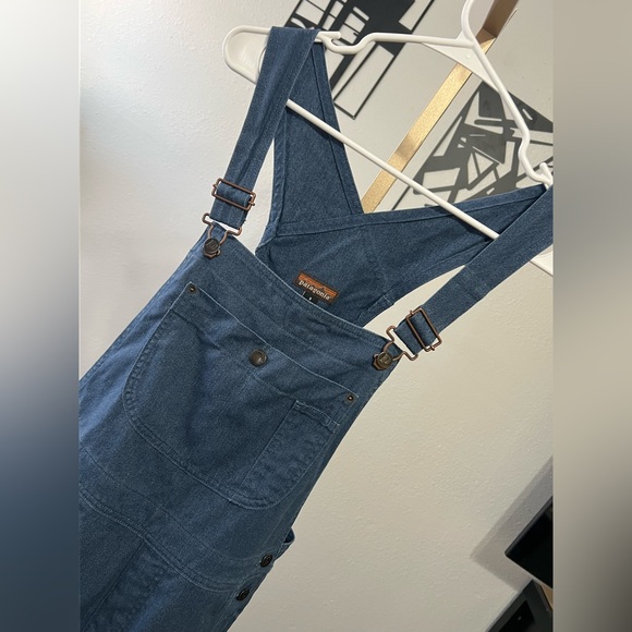 Patagonia Women's All Seasons Hemp Canvas Bib Overalls - Picture 4 of 9